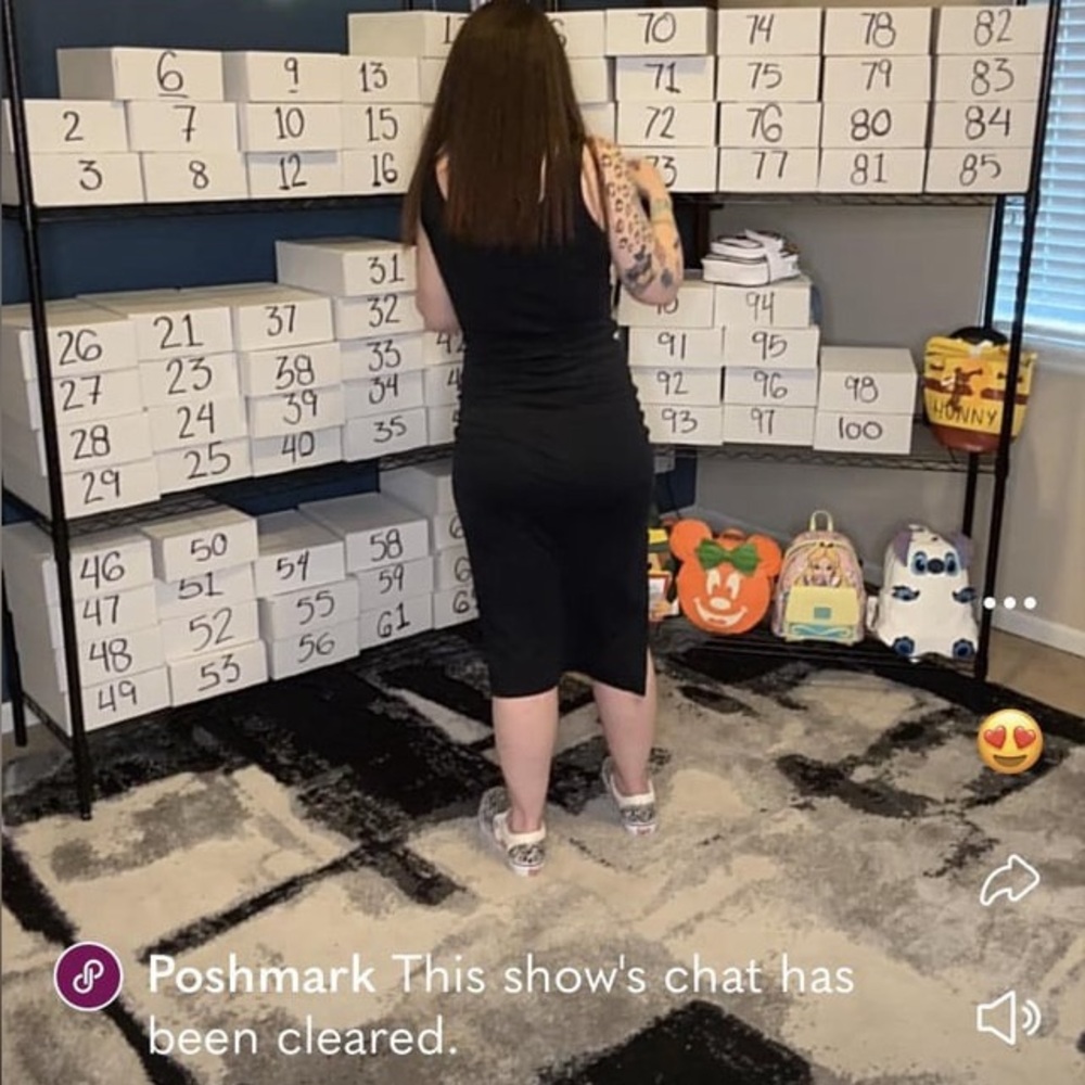 Nicole State Deletes Comments and Blocks Buyers Who Ask Questions - Picture 8 of 10